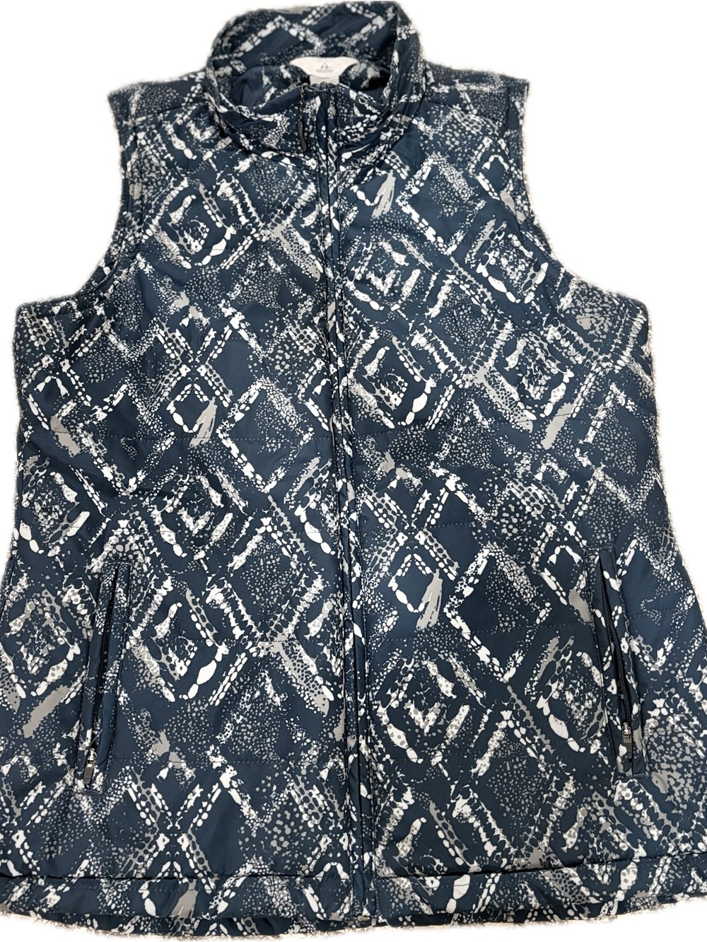 Ascend Thermal Light Women’s Printed Puffer Vest – Size Medium - Picture 2 of 5